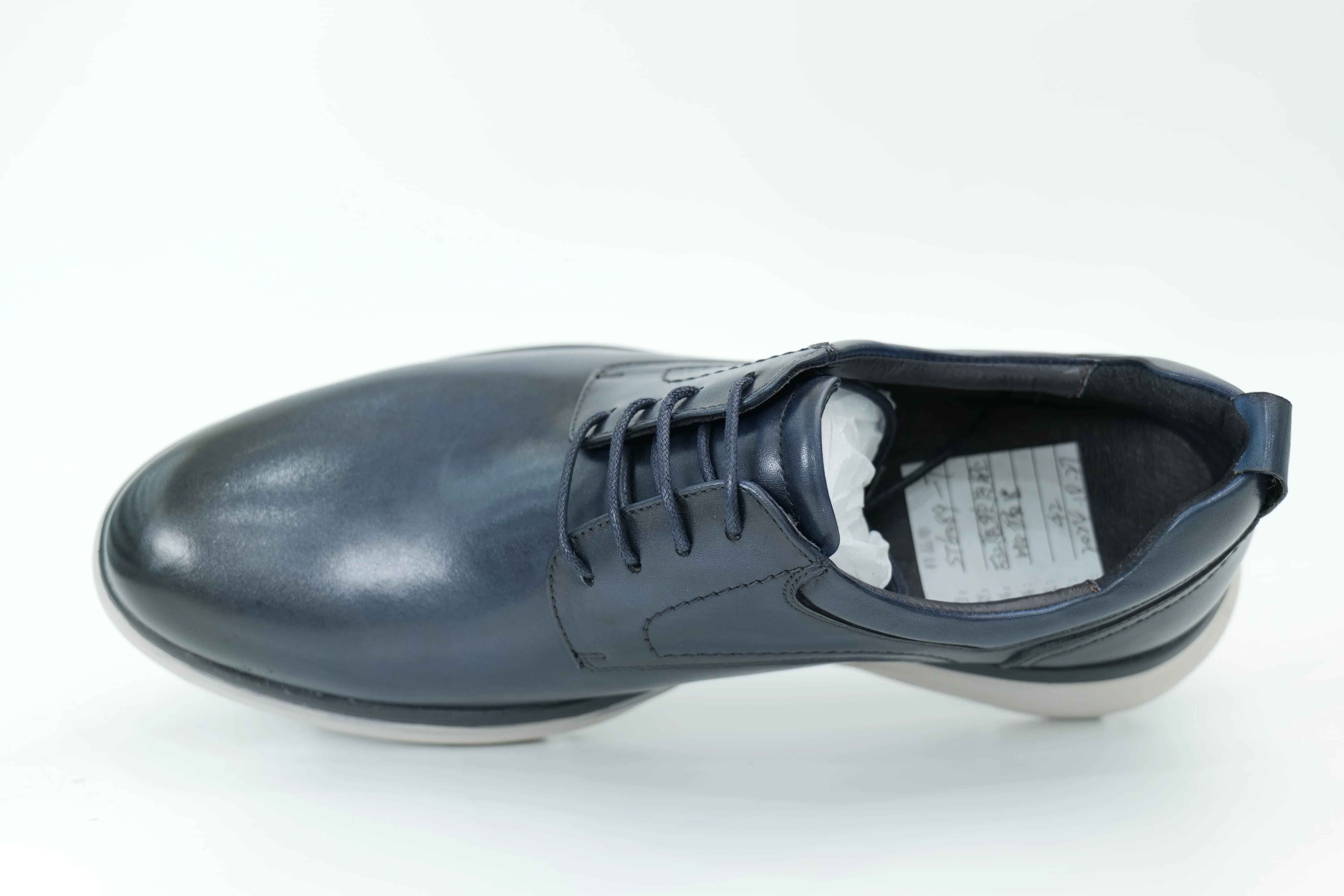 Casual shoes