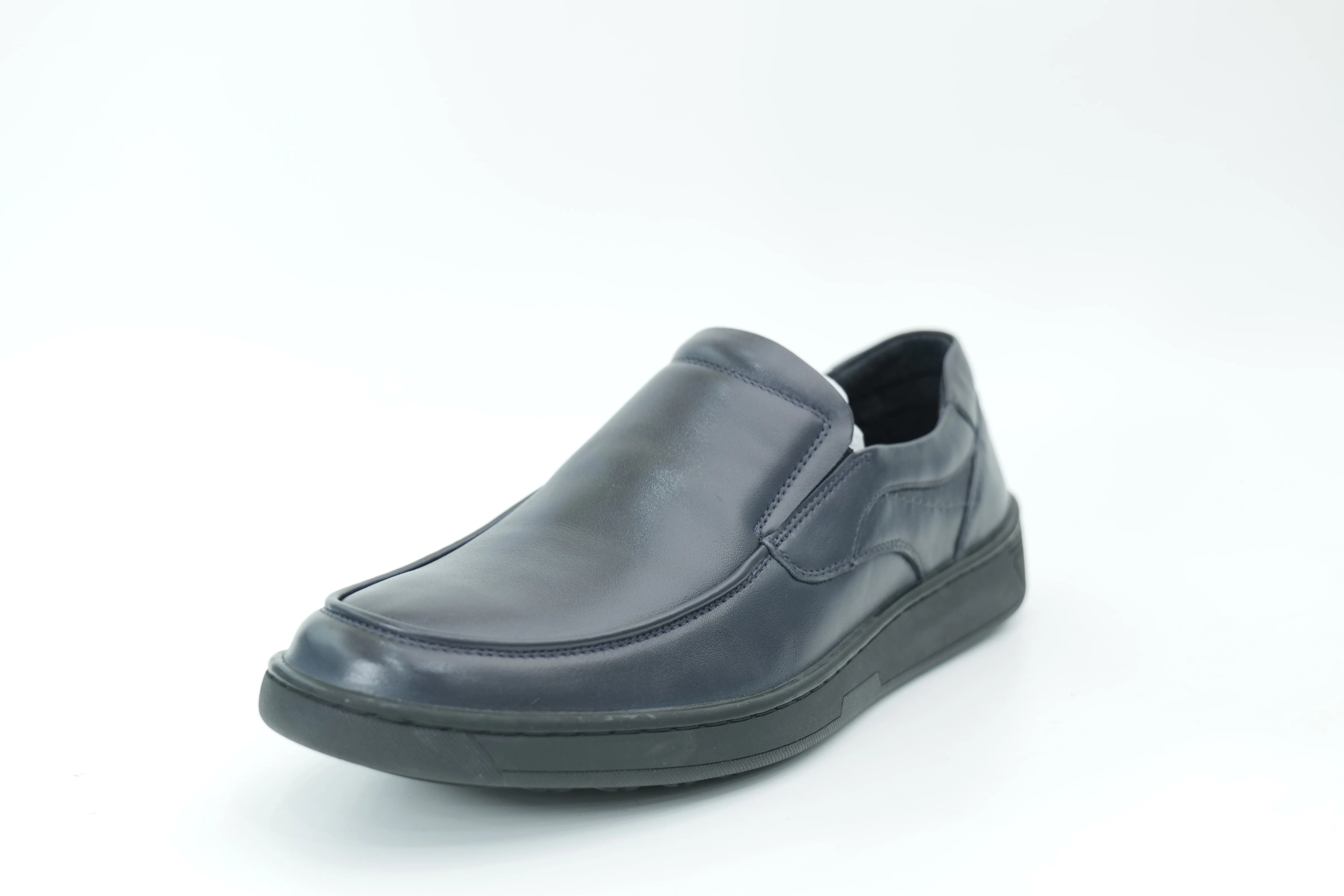 Casual shoes
