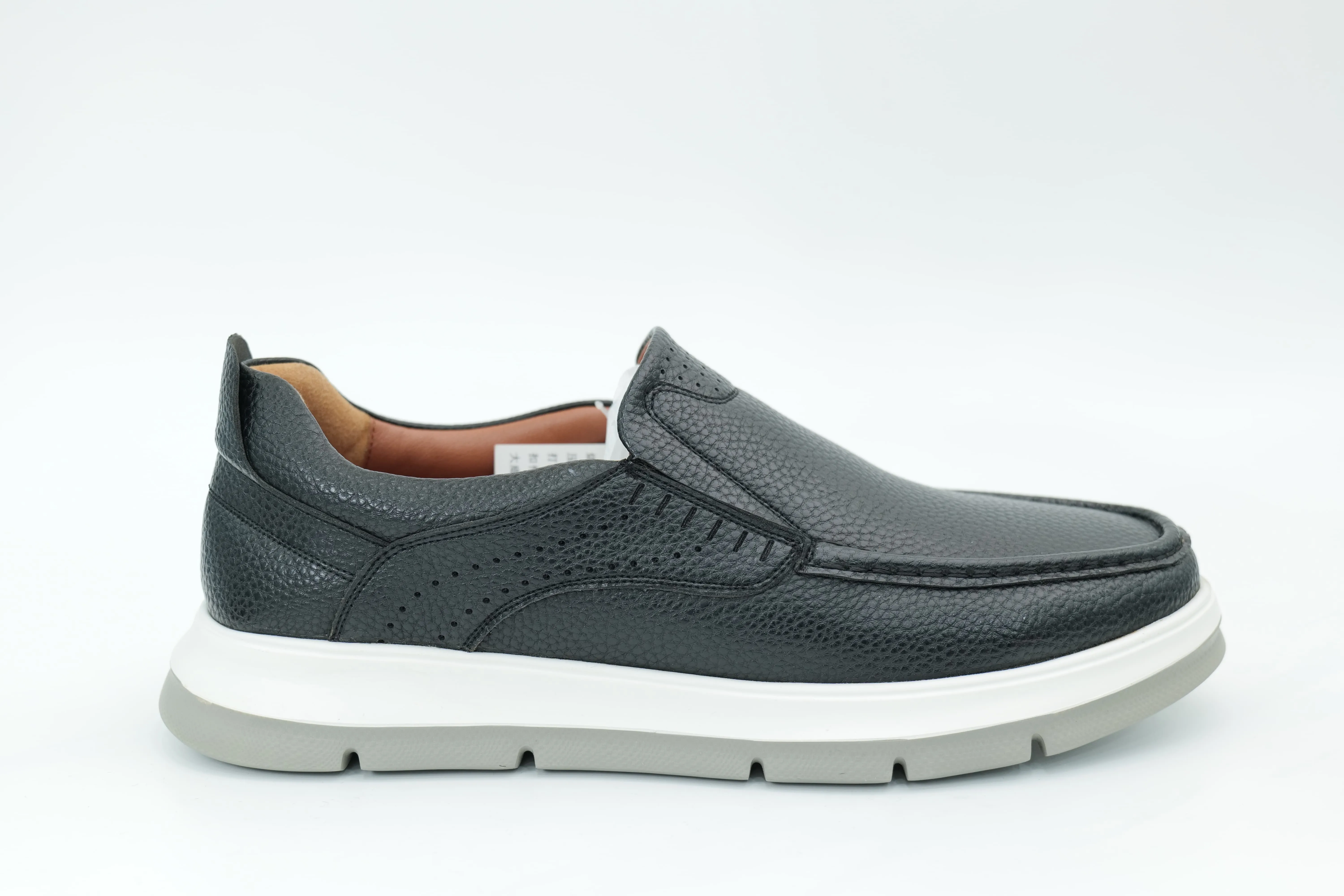 Casual shoes