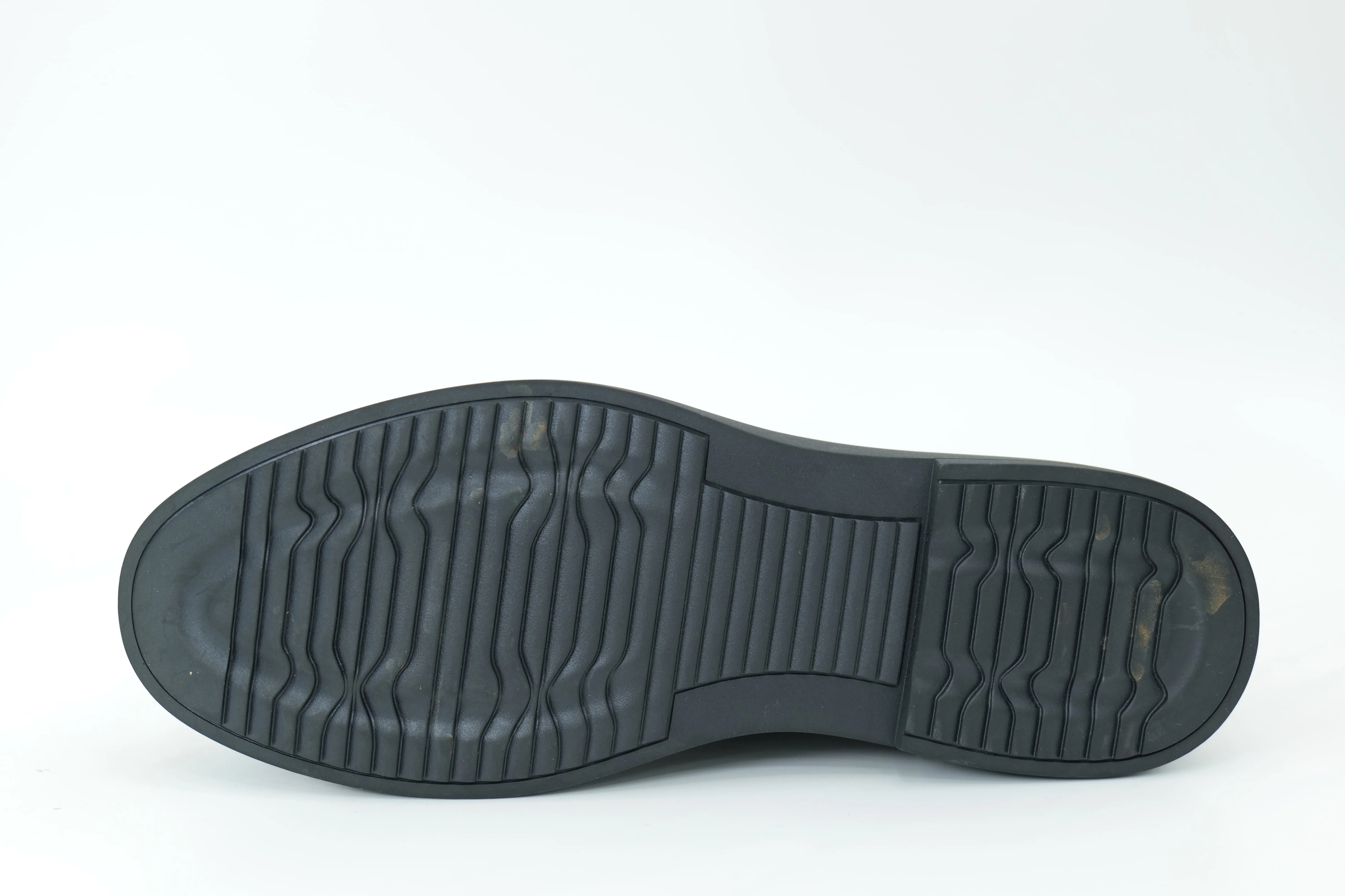 Casual shoes