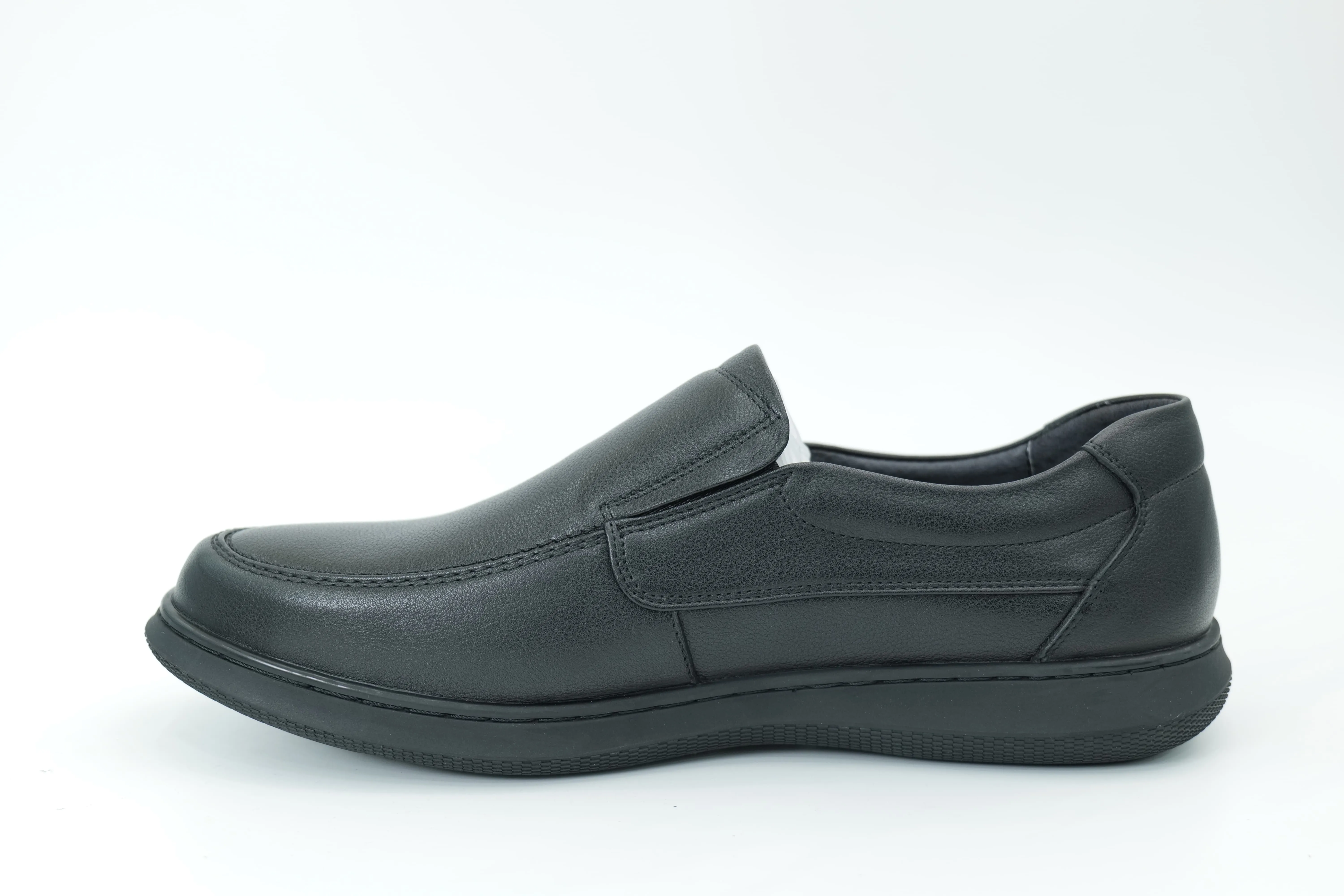 Casual shoes