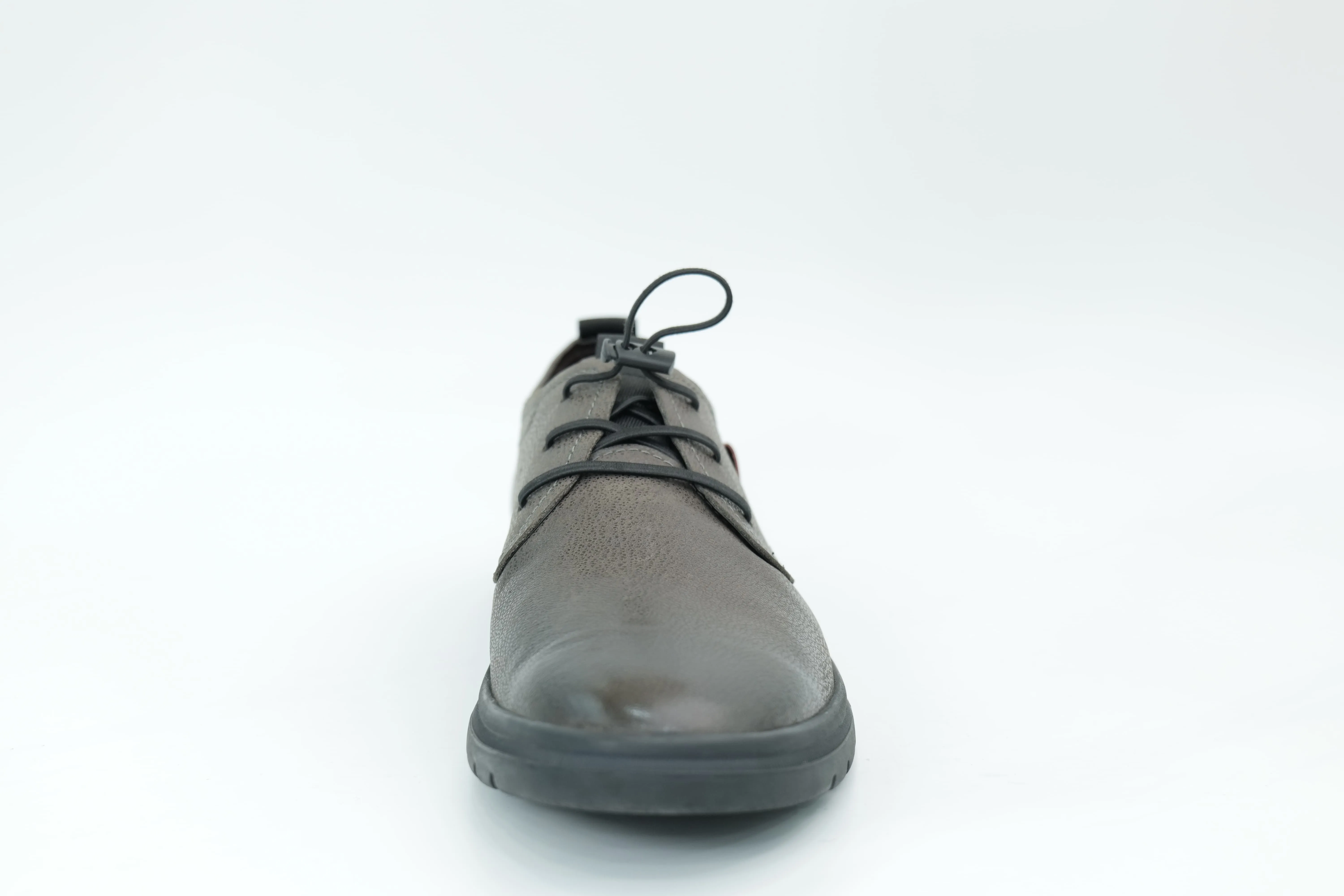 Casual shoes