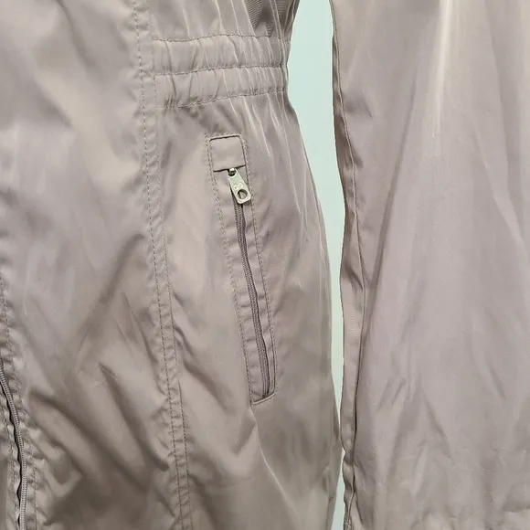 Cole Haan Packable Raincoat jacket Champagne tan taupe size small