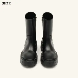 COMPASS RIDER LOW BOOTS IN BLACK