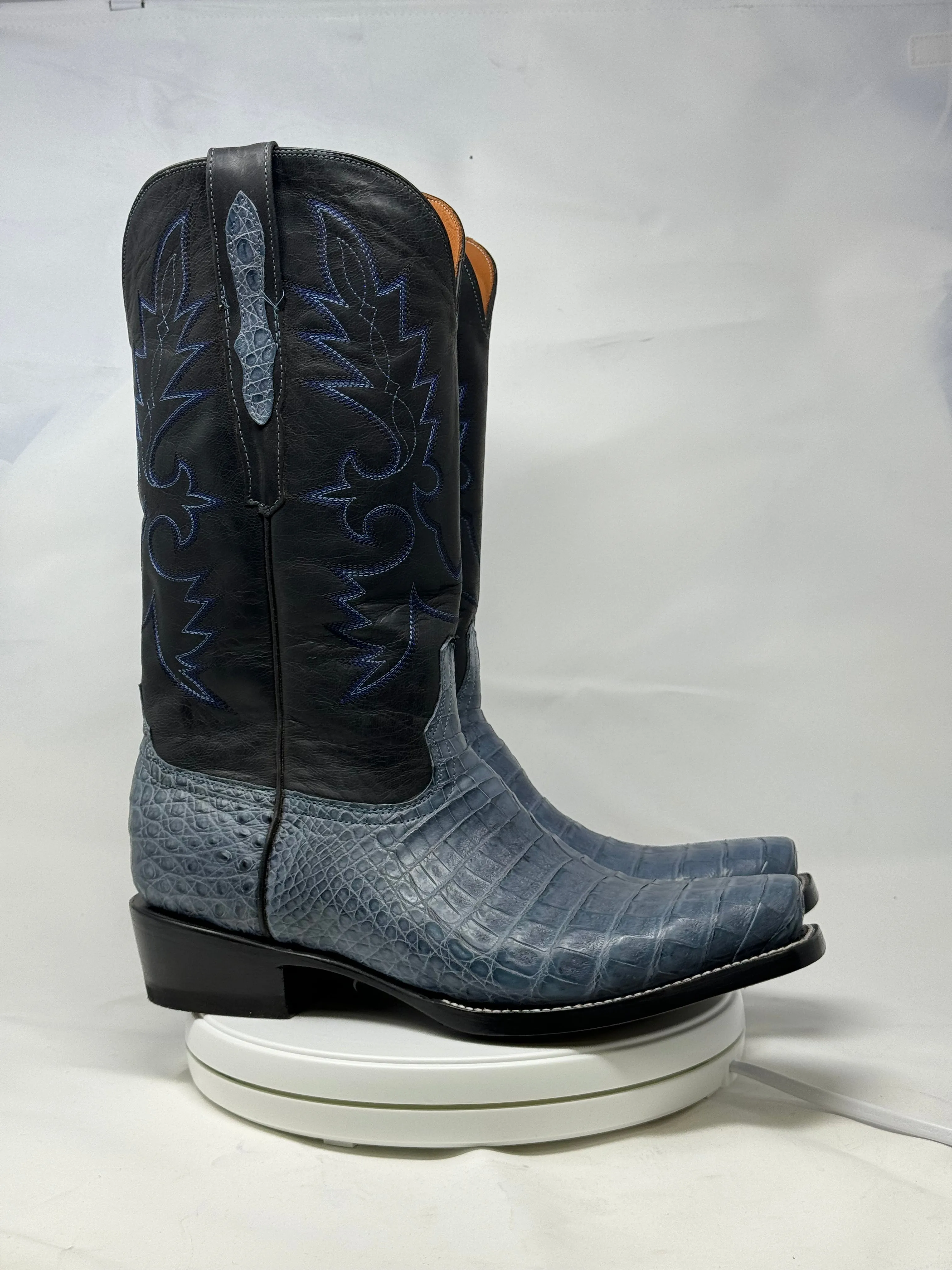 DJ2062 | Don Juan Boots Men's Caiman Belly Blue Jean Diamond Toe