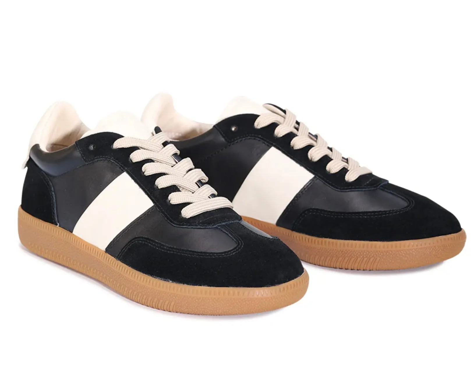 Eos Antigo Sneaker Black
