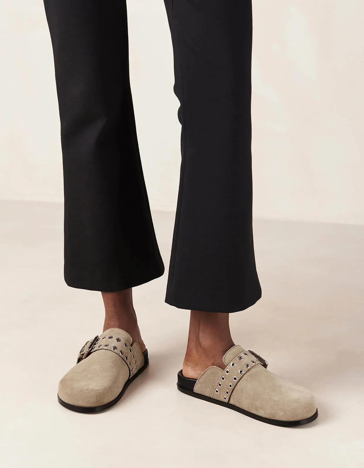 Halia Mules - Beige Leather