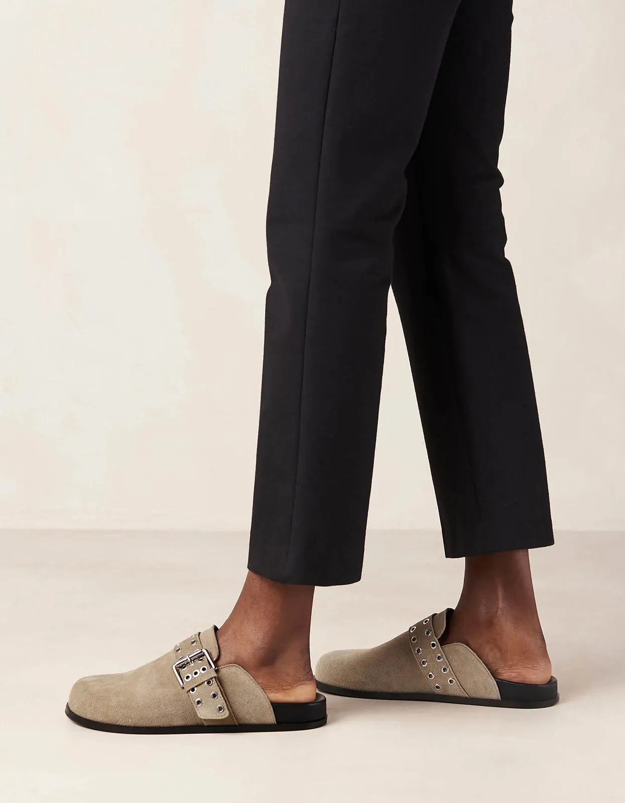 Halia Mules - Beige Leather
