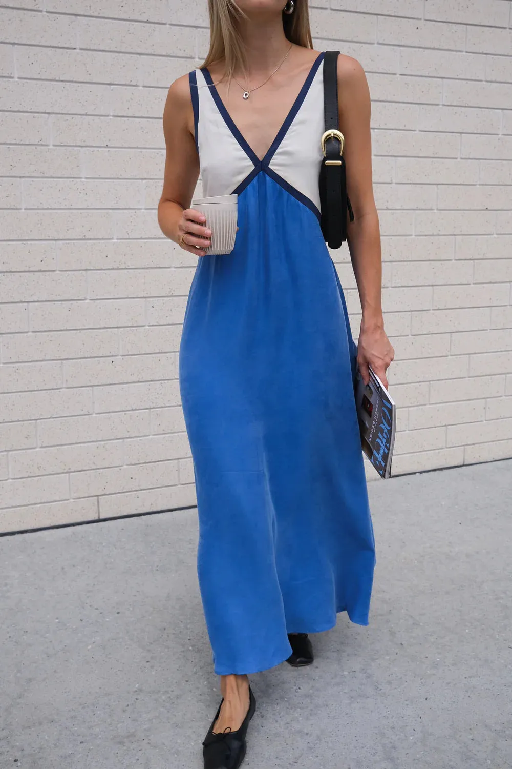 Jacky Lightweight V-Neck Maxi Dress