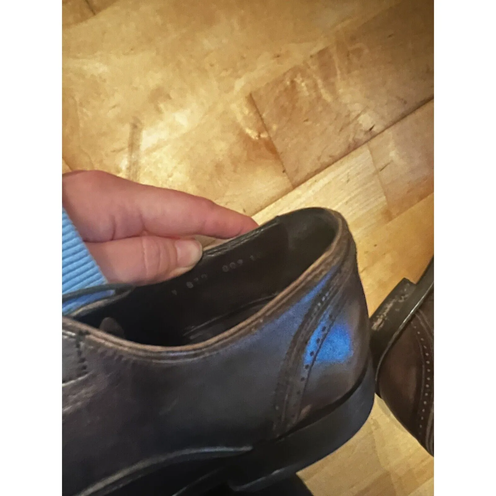 John Varvatos Men's Whiskey Dark Brown Wingtip Leather Dress Shoes - Size 10