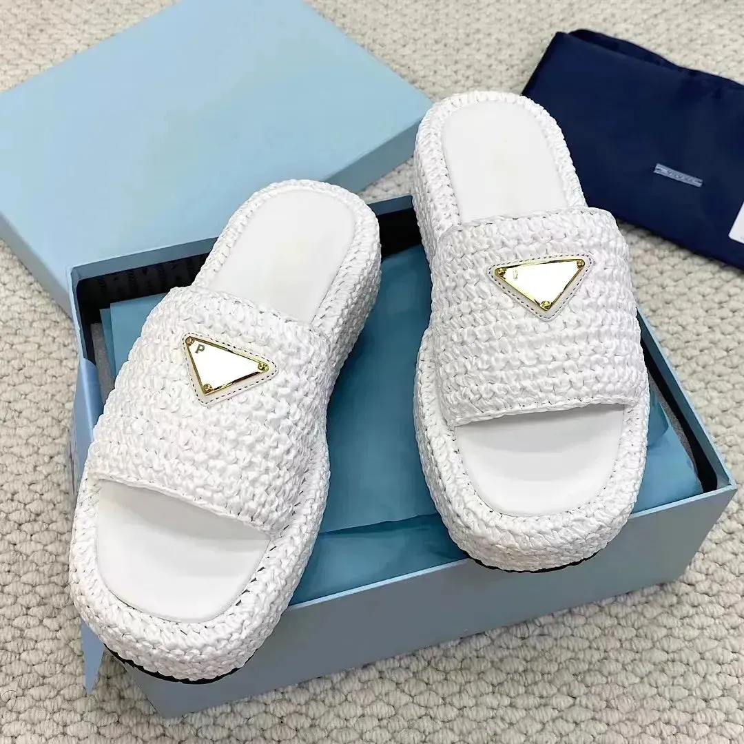 Luxury Raffia™ - Platform Mules