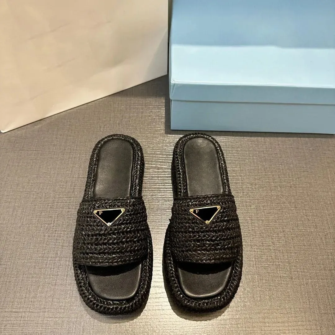 Luxury Raffia™ - Platform Mules