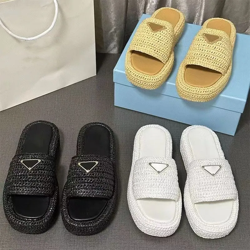 Luxury Raffia™ - Platform Mules