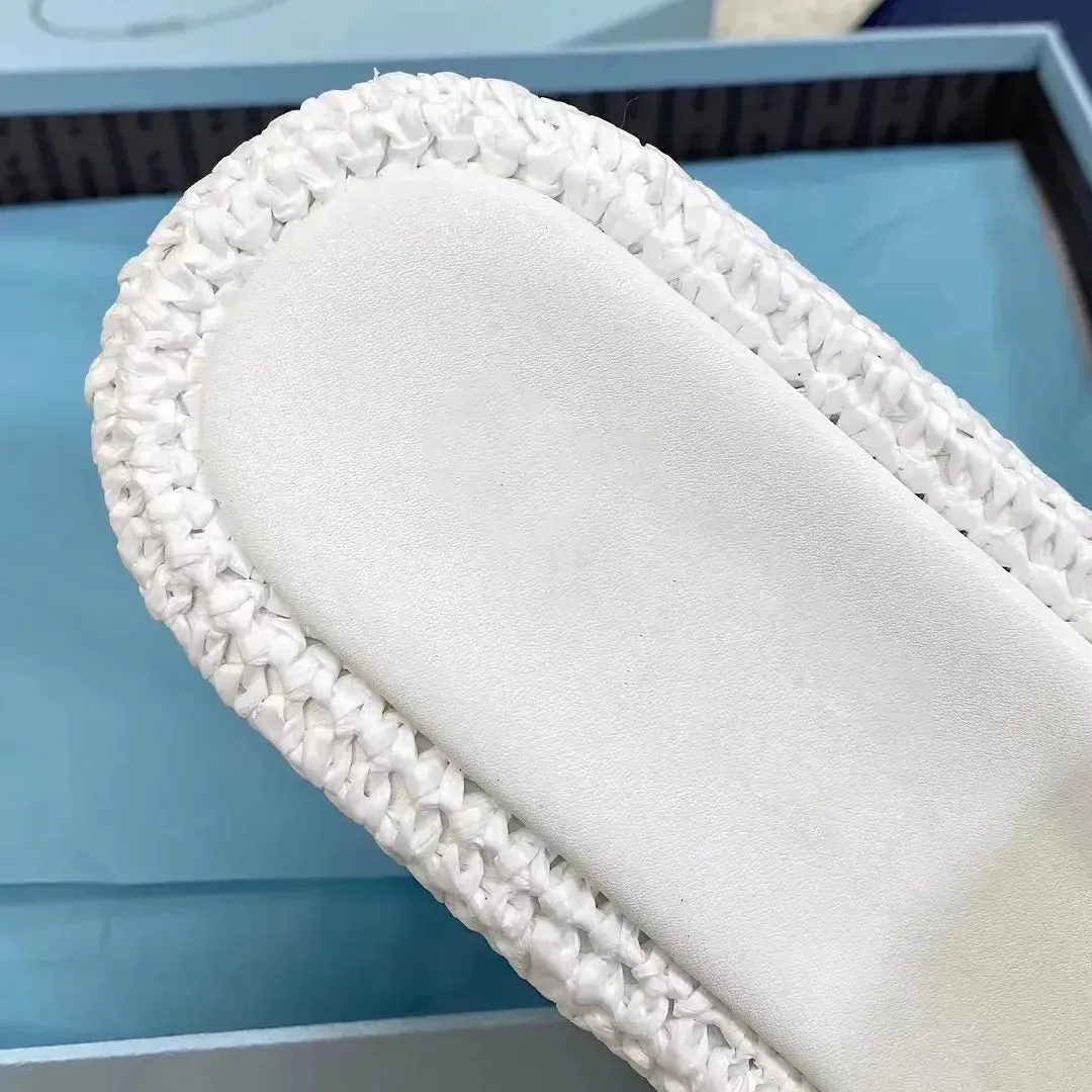 Luxury Raffia™ - Platform Mules