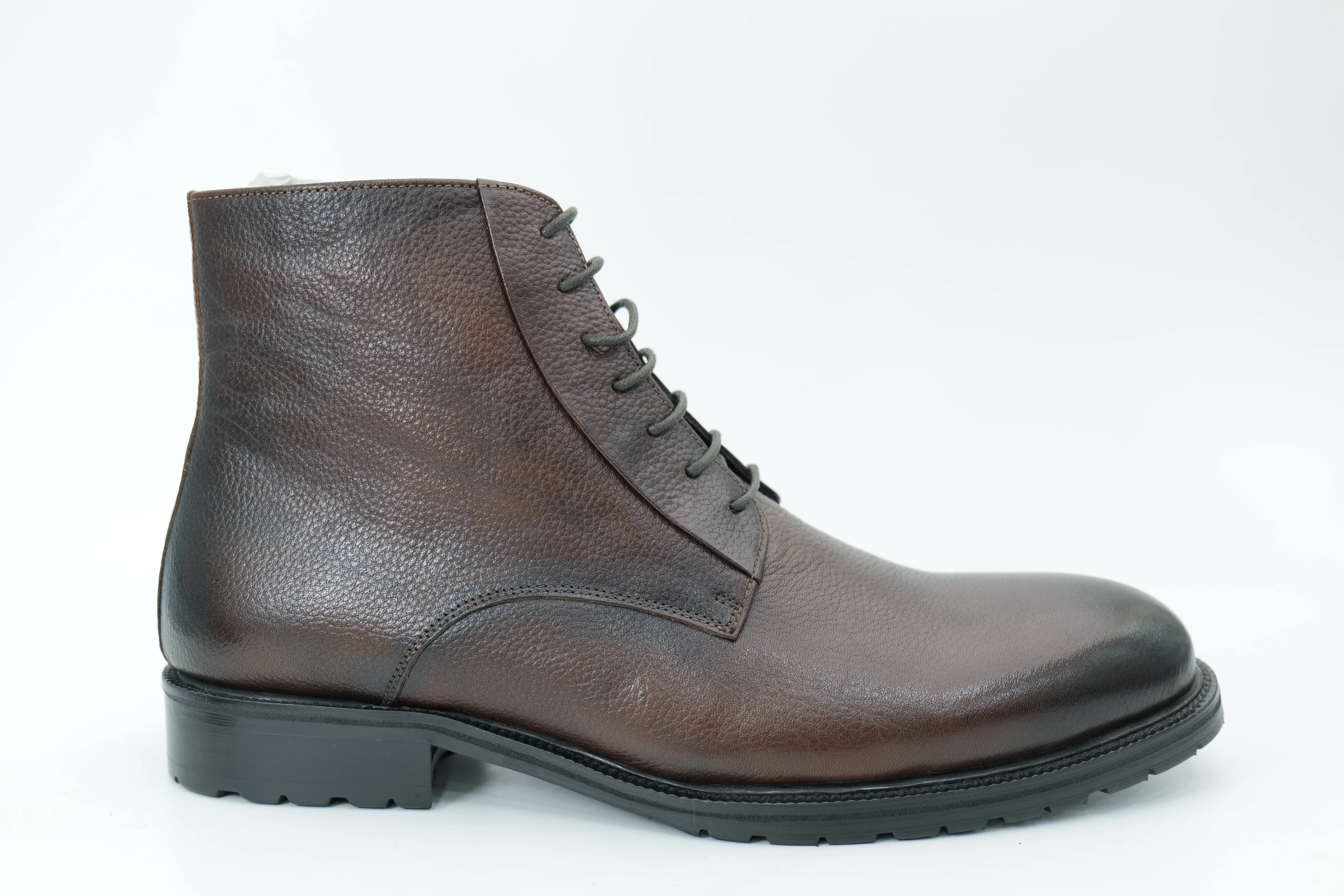 Mid-high boots