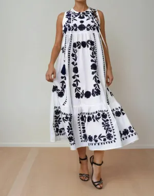 Mila Dress In White/navy