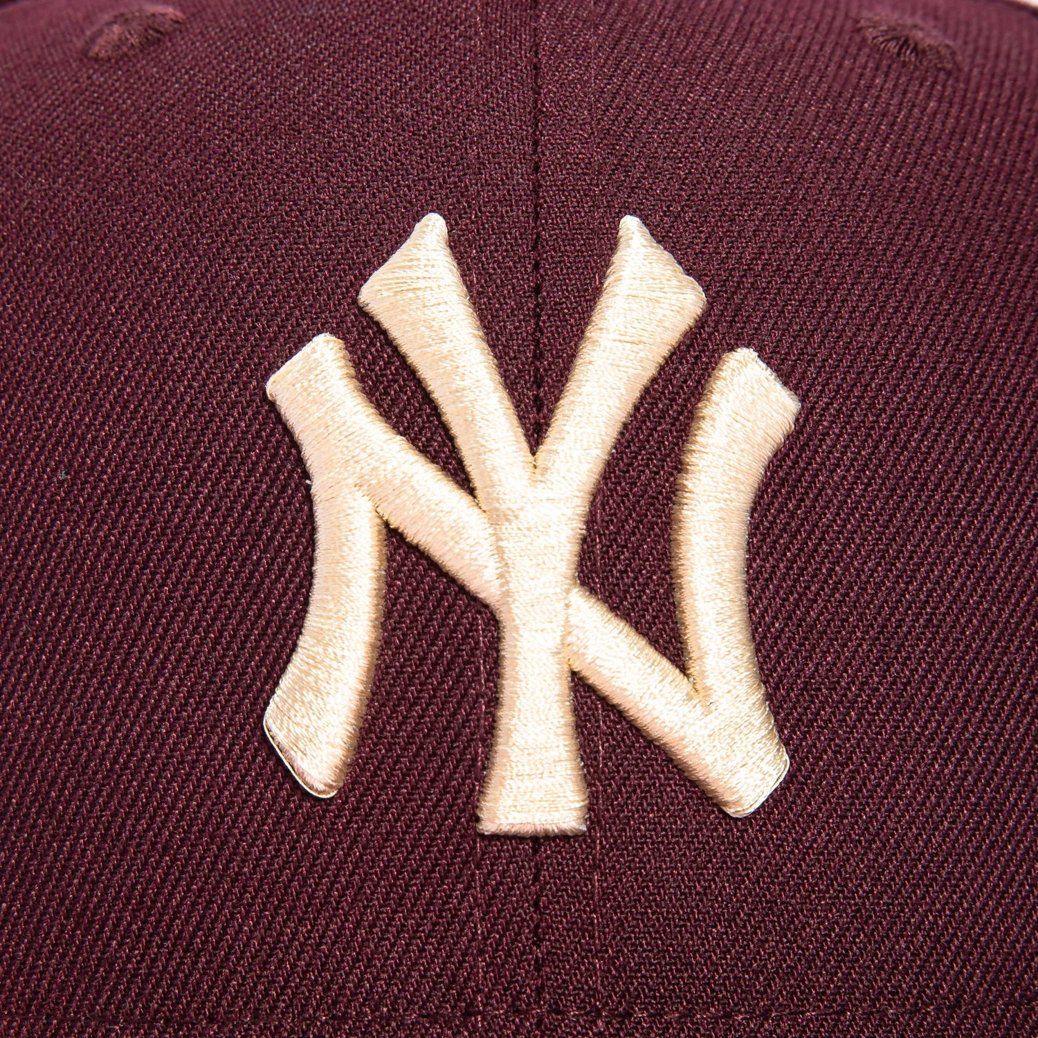 New Era 59Fifty New York Yankees 2000 World Series Patch Hat - Maroon, Camo