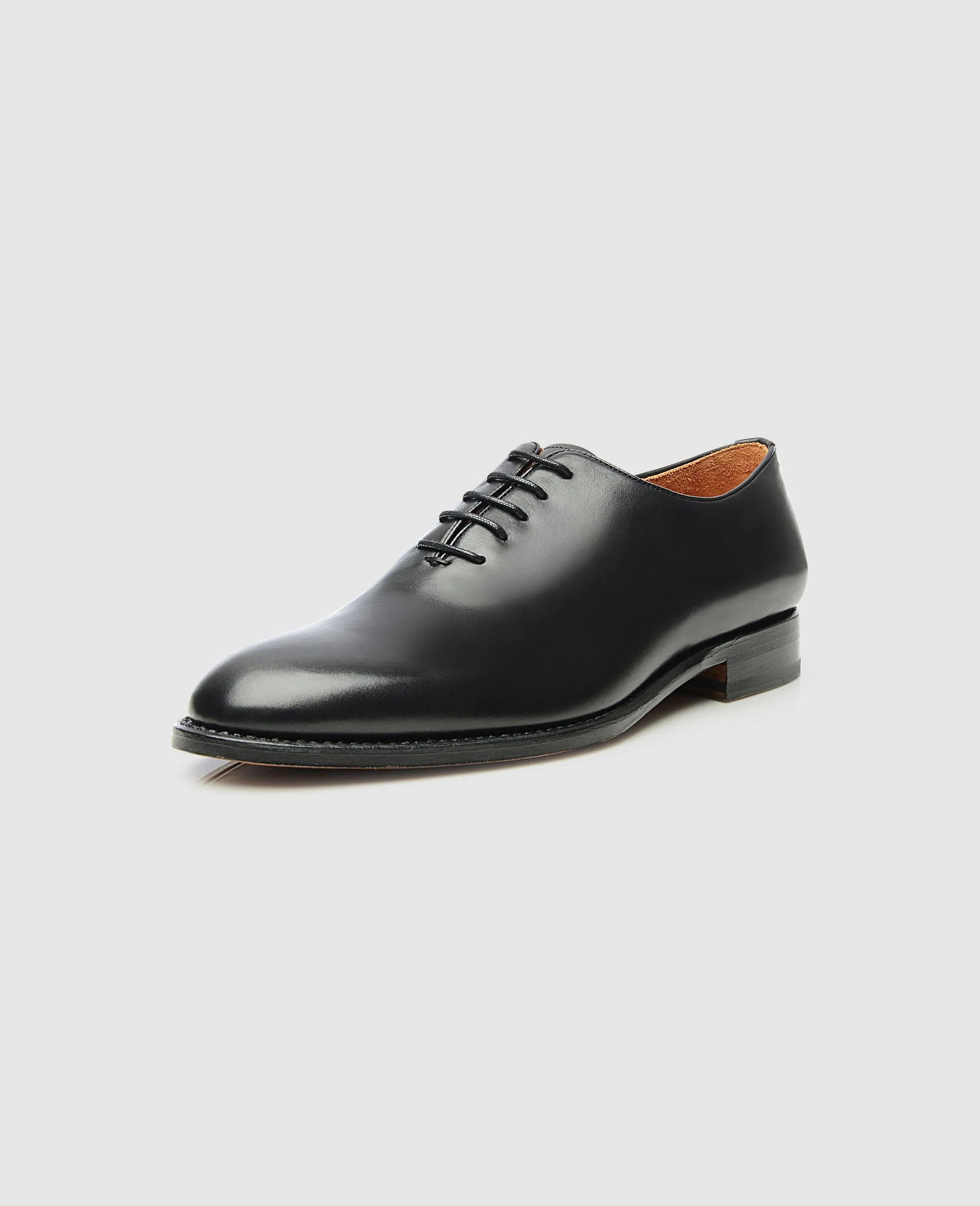 No. 586 - Black