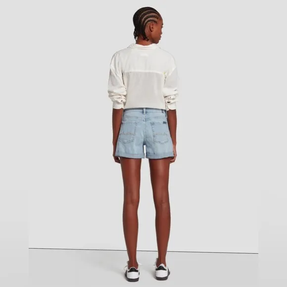 NWT [7 For All Mankind] Broken Twill Mid Roll Short in Coco Privé