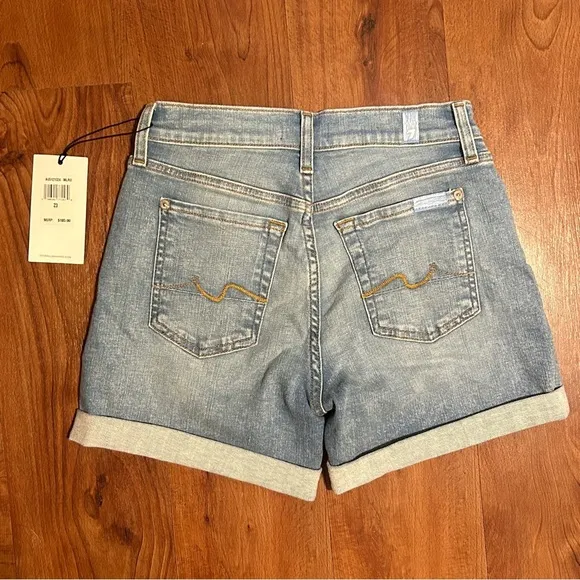 NWT [7 For All Mankind] Broken Twill Mid Roll Short in Coco Privé