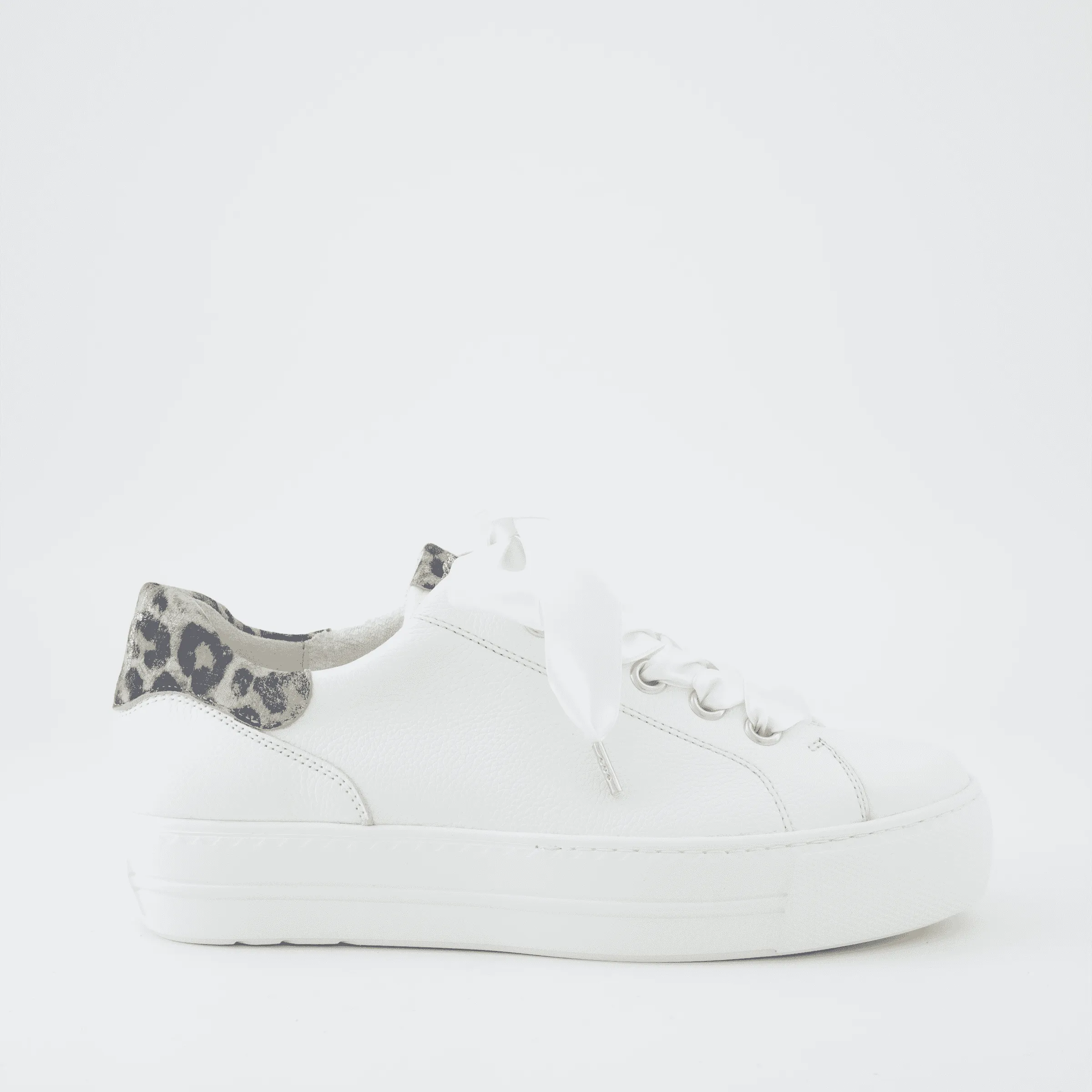 Paul Green White Platform Trainer|5520007