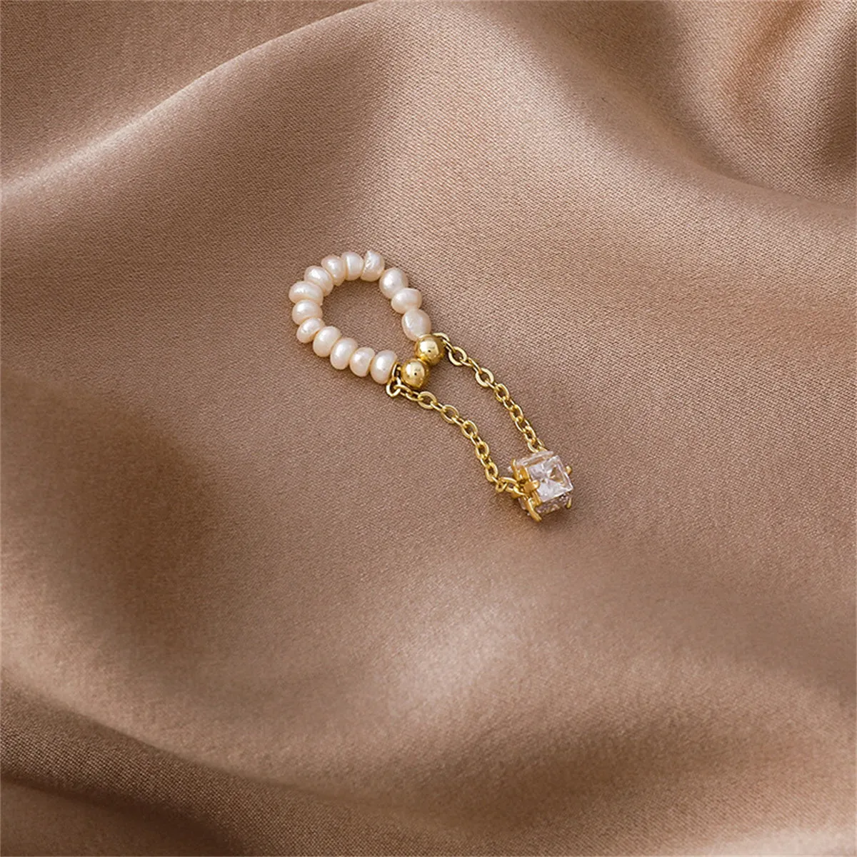 Pearl & Cubic Zirconia Cylinder Charm Clip-On Earring