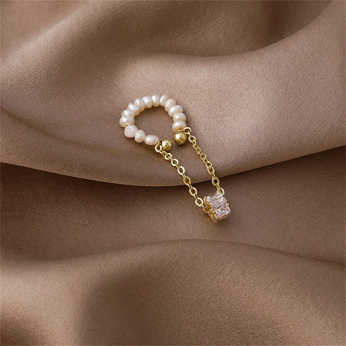 Pearl & Cubic Zirconia Cylinder Charm Clip-On Earring