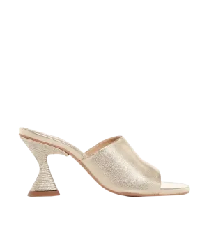Sandrine Mule in Champagne