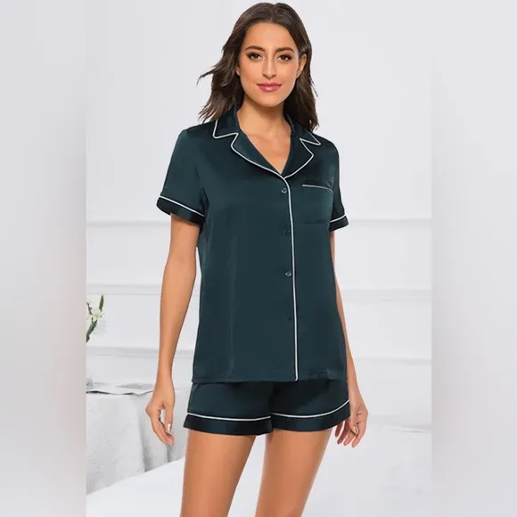 SET 2 piece pajama set: PRINTED Satin shirt and shorts pj Set
