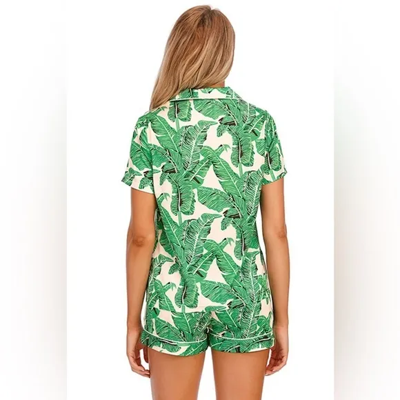SET 2 piece pajama set: PRINTED Satin shirt and shorts pj Set