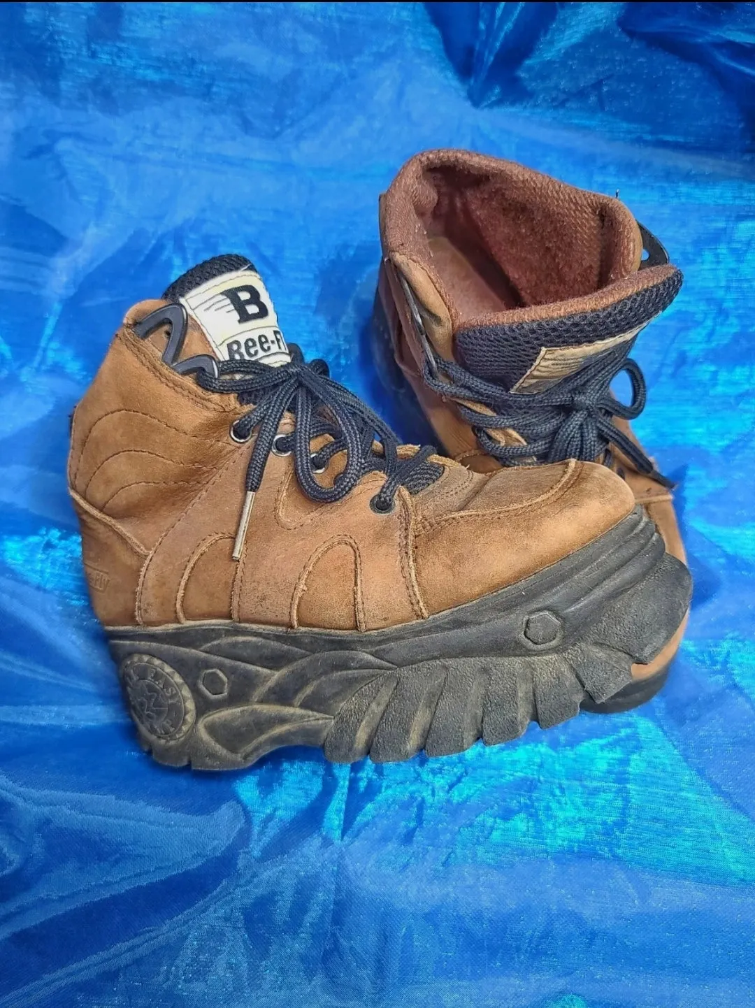 Sneakers plateformes montantes 90s