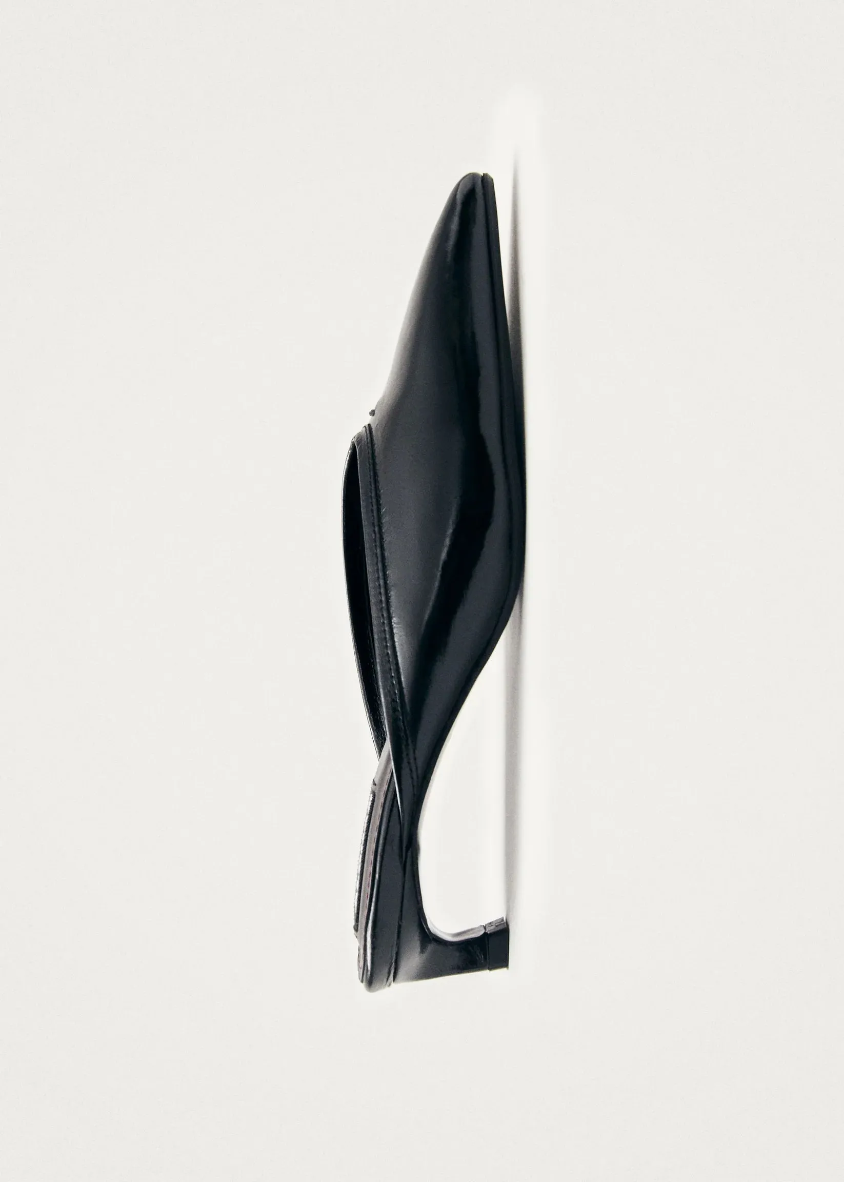 Tessa Onix Black Leather Mules