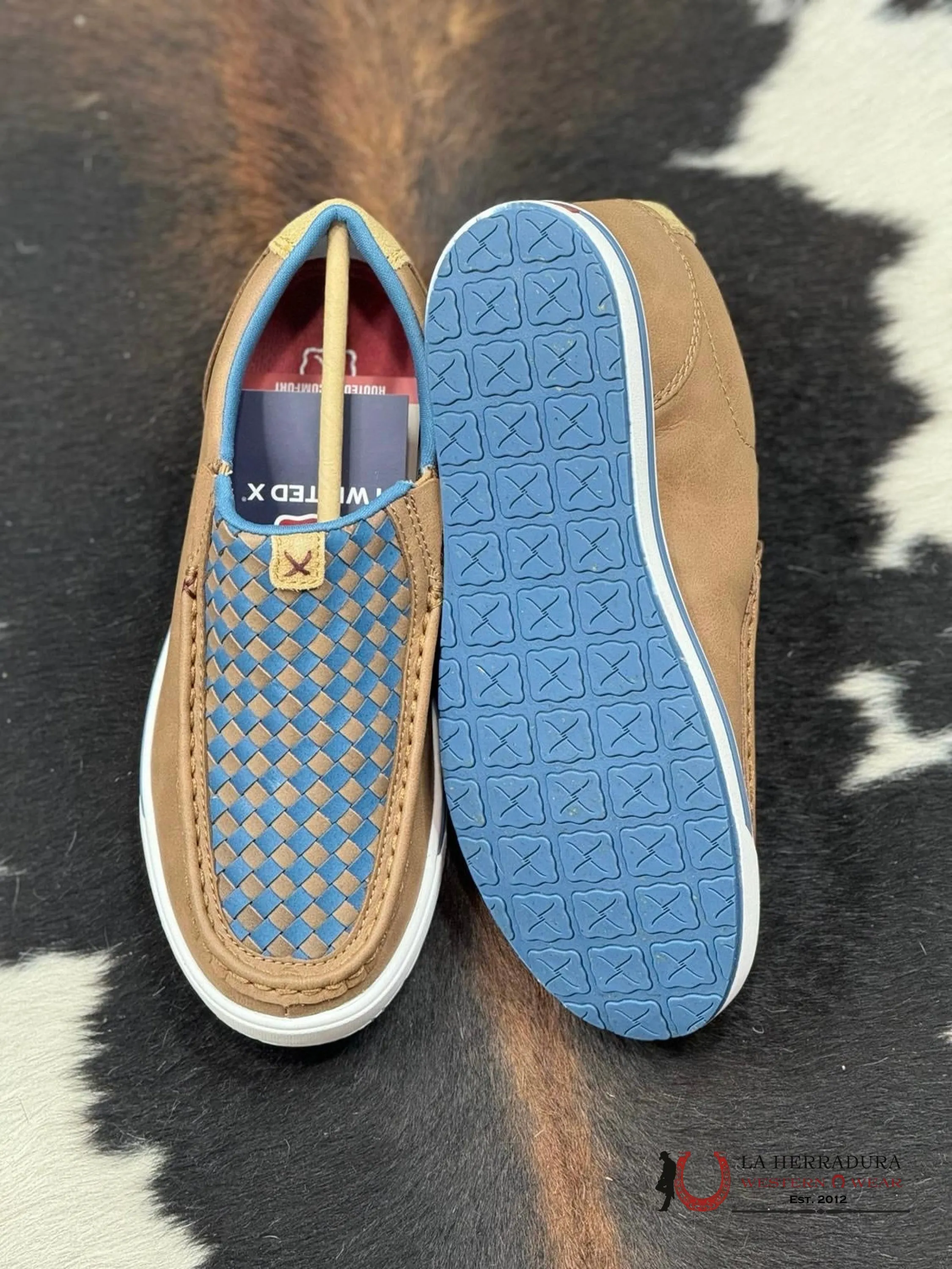 TWISTED X WOMENS SLIP ON KICKS TOASTED COCONUT & BLUE STEEL CASUAL SHOE