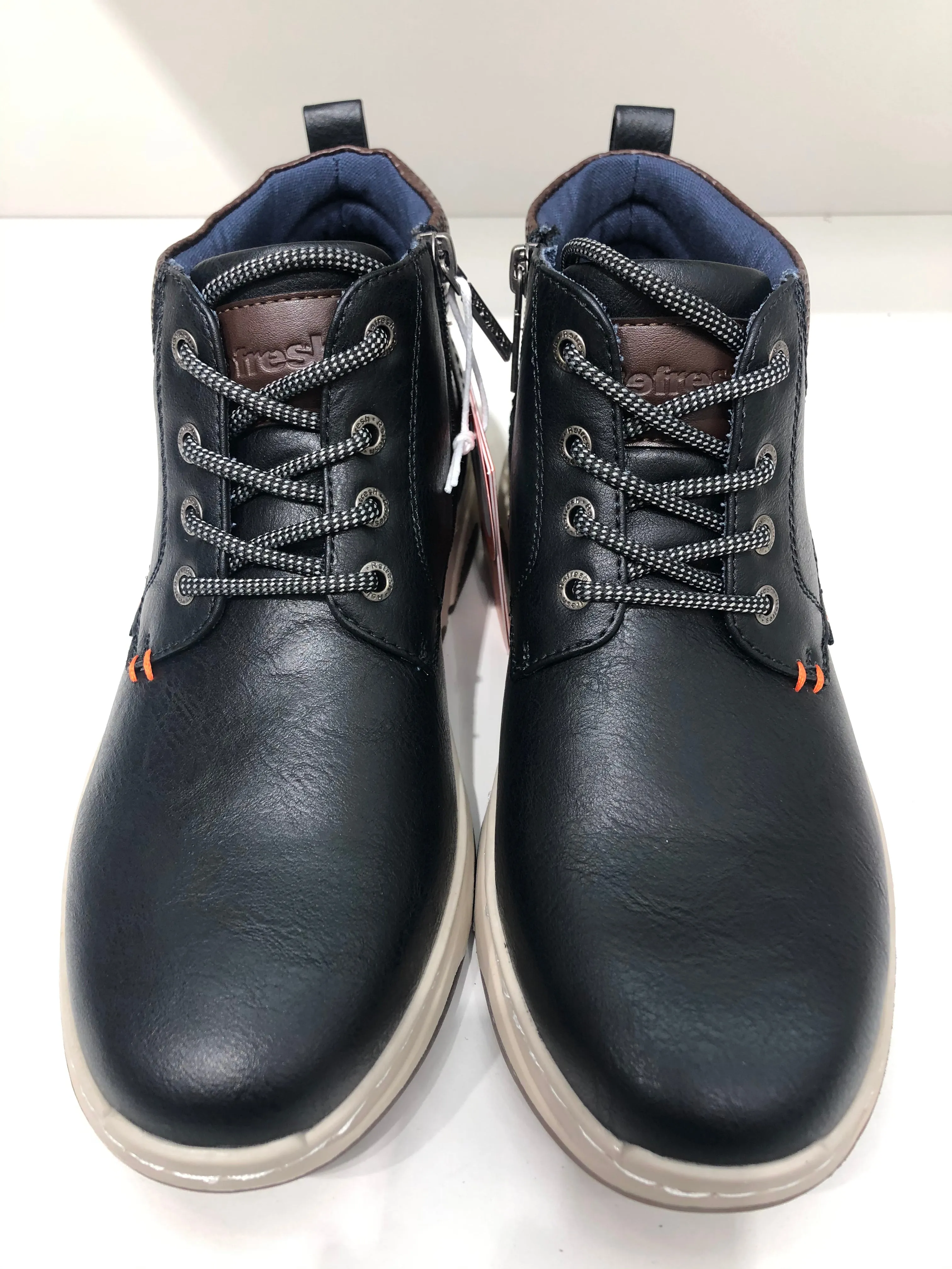 VENTURE BLACK